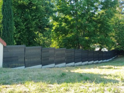 Chantier de clôture en panneaux rigides - Jay'Elagage à Montluçon