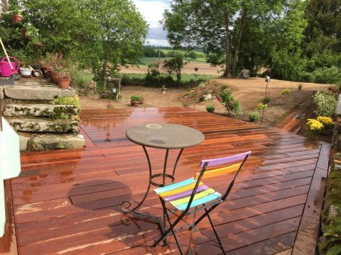 Création de terrasse en bois exotique à Montluçon